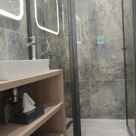 Gara Private Escape With Modern Comfort And Spacious Covered Terrace * Garabonc