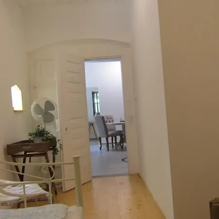 Gara Private Escape With Modern Comfort And Spacious Covered Terrace * Garabonc